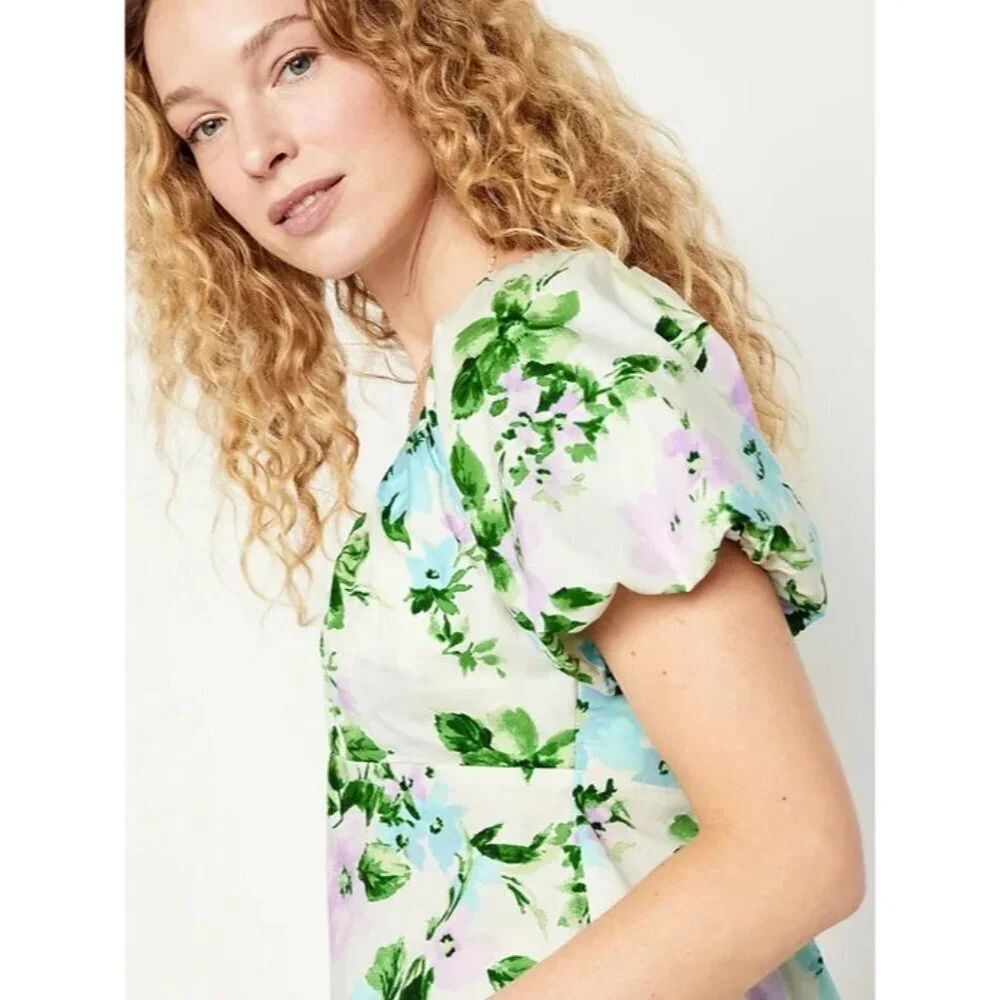 Old Navy Waist Defined V-neck Blouse Womens XS Puff-Sleeve Smocked Floral White